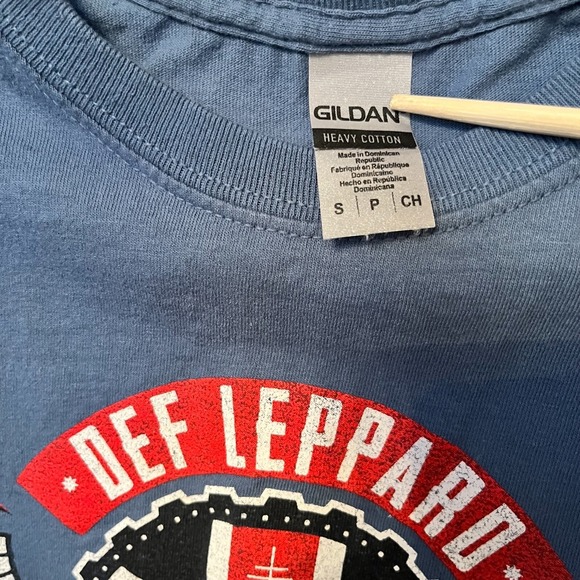 Def Leppard TShirt Adult Small Blue Rock Brigade Tour 2019 Music Concert Groupie - Picture 8 of 10